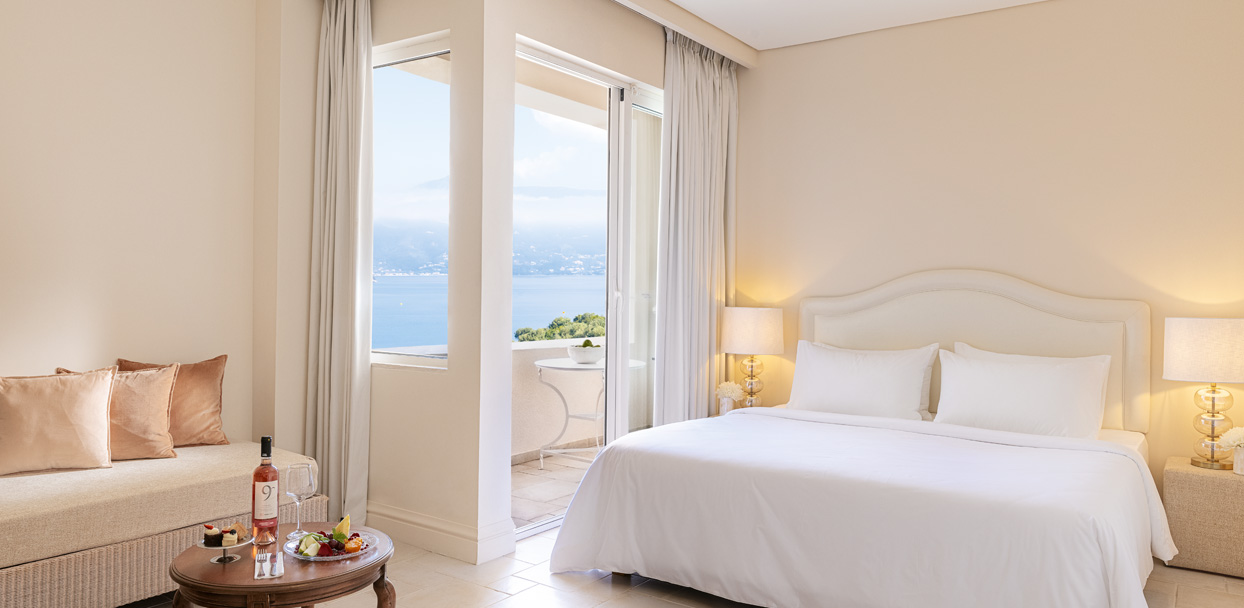 eva-palace-double-guestroom-side-sea-view-bedroom