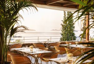38-mediterraneo-restaurant-with-amazing-sea-views