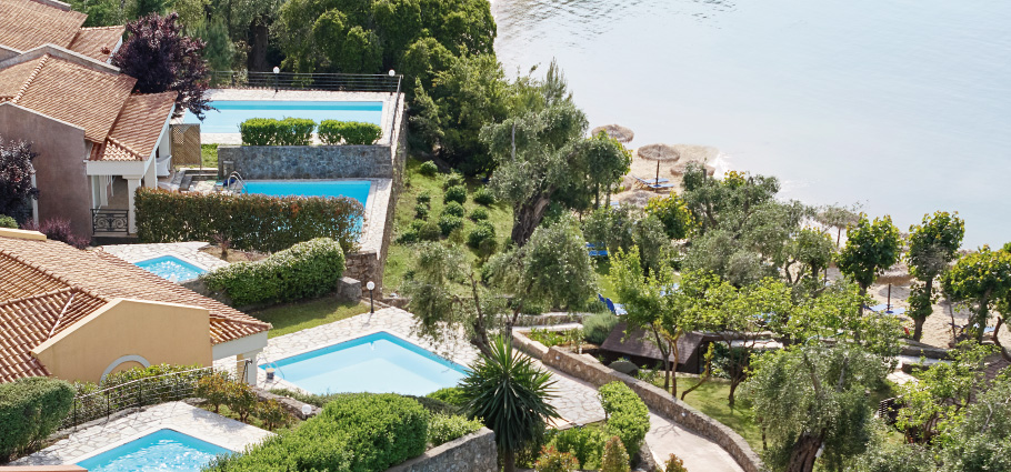01-grecotel-eva-palace-exquisite-beachfront-villas-in-corfu