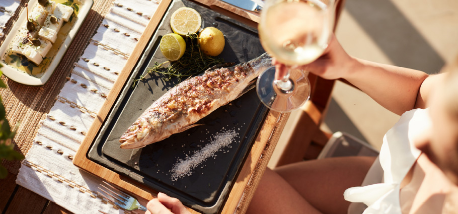 02-fresh-seafood-fish-mediterraneo-restaurant-eva-palace